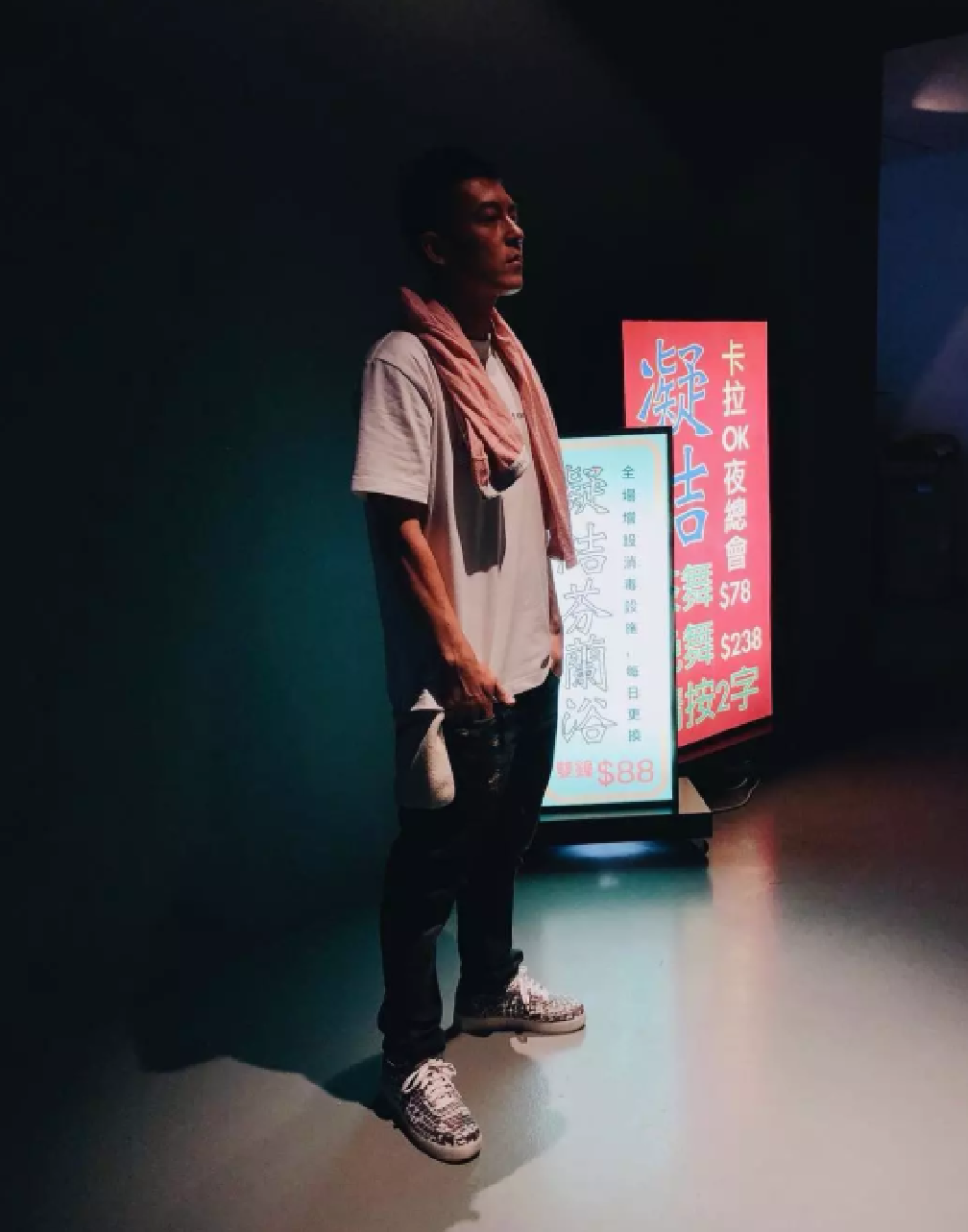 陈冠希在巴黎“摆摊”，用15年时间证明made in China是一种骄傲！