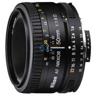  Nikon 尼康 D5300（DX 18-55mm f/3.5-5.6G VR+50mm f/1.8D）单反相机套机 (APS-C、2416万)