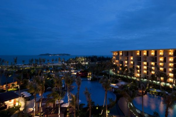 北京-三亚5天4晚自由行 (住海棠湾万达希尔顿逸林度假酒店)