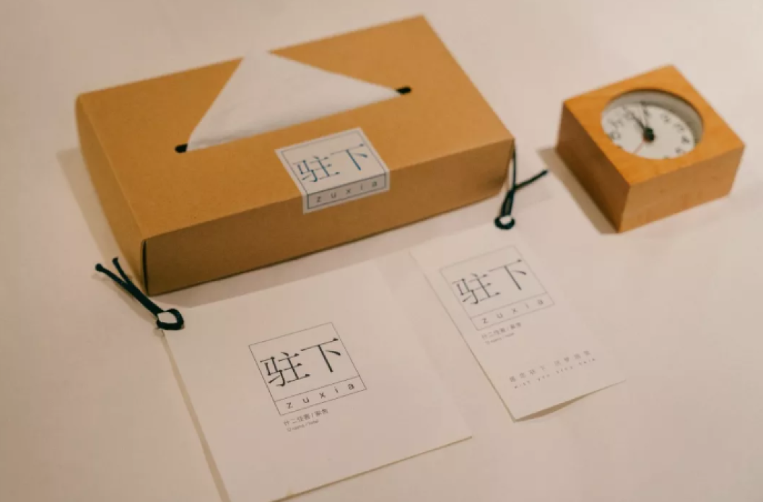 在香港端了15年盘子的他，在厕所边上开了个酒店，却成了成都人人打卡的网红地