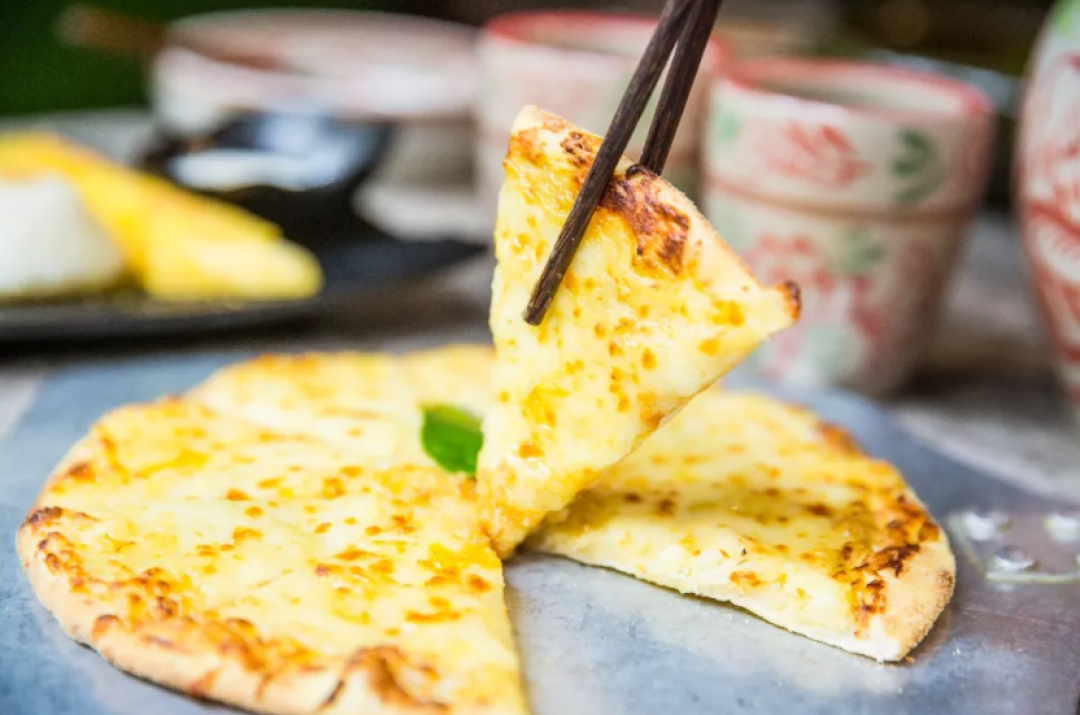 没到饭点儿就排长龙？这家“热啊”餐厅能让你一次性尝遍东南亚各国美食