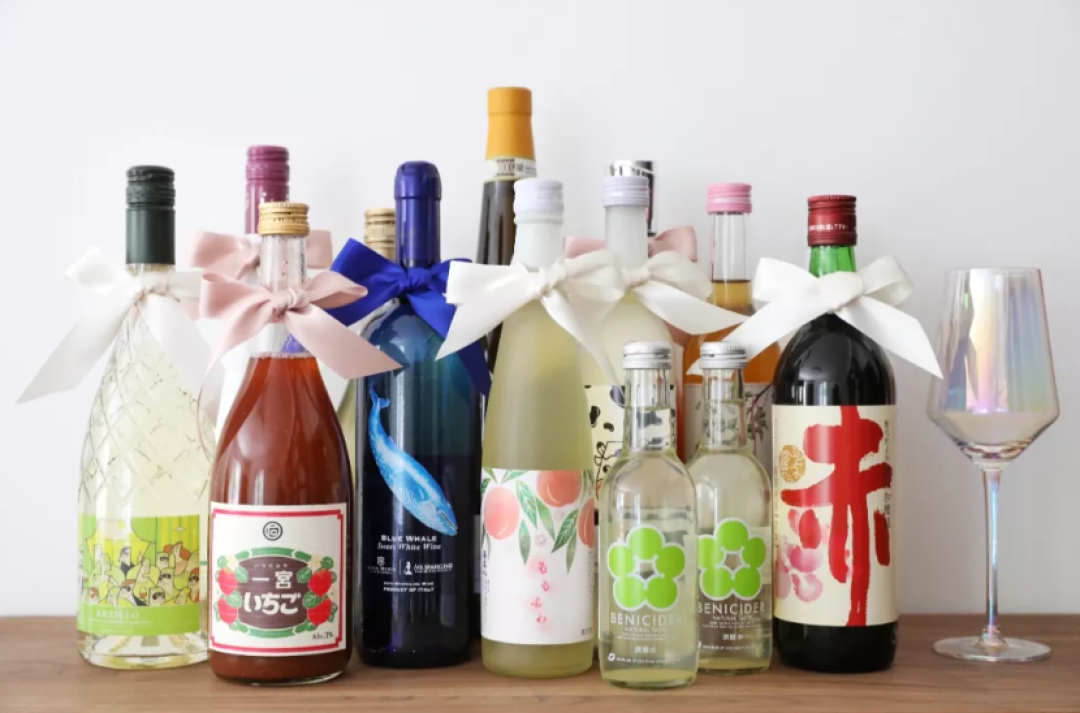 一百元左右,能买到哪些好看好喝的小甜酒?
