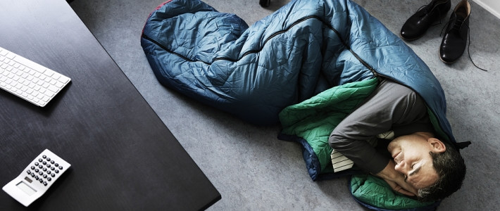  户外露营不失温黑冰羽绒睡袋推荐