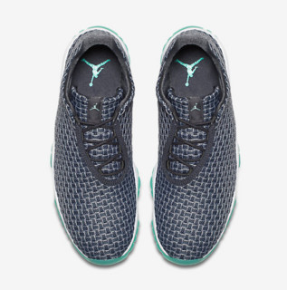 AIR JORDAN FUTURE LOW 男子篮球鞋