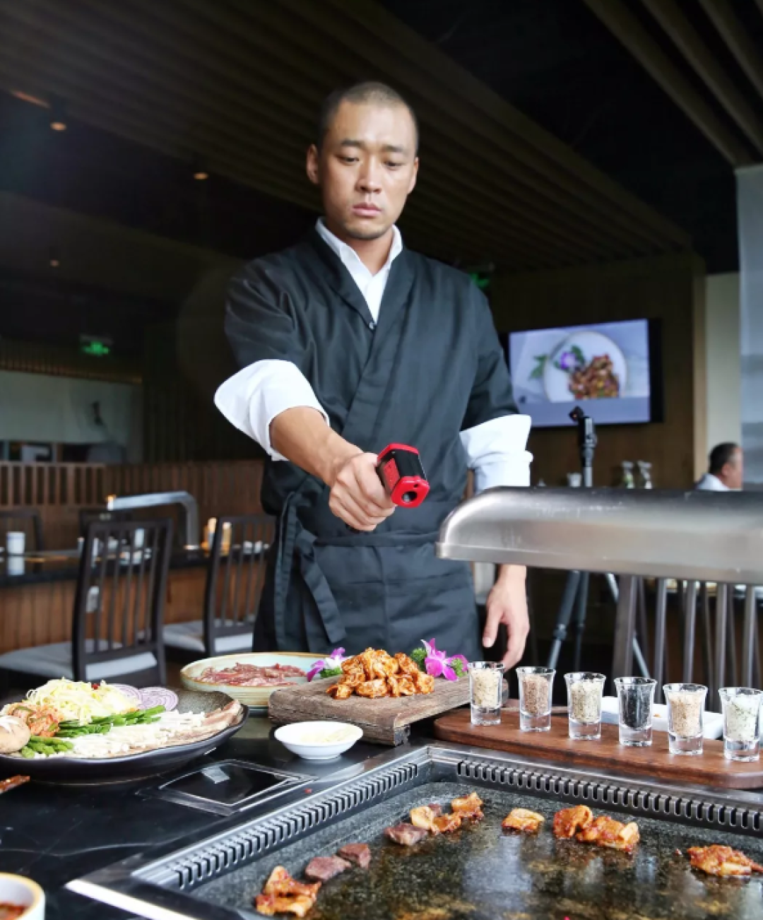男子汉烤肉,屯里独一份
