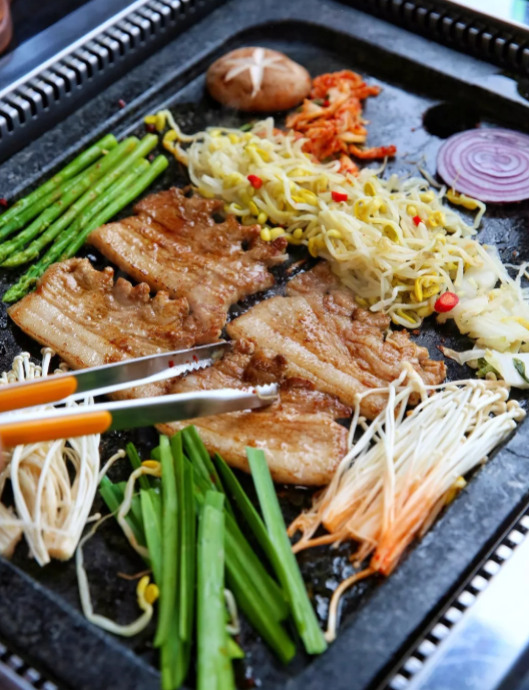 男子汉烤肉,屯里独一份