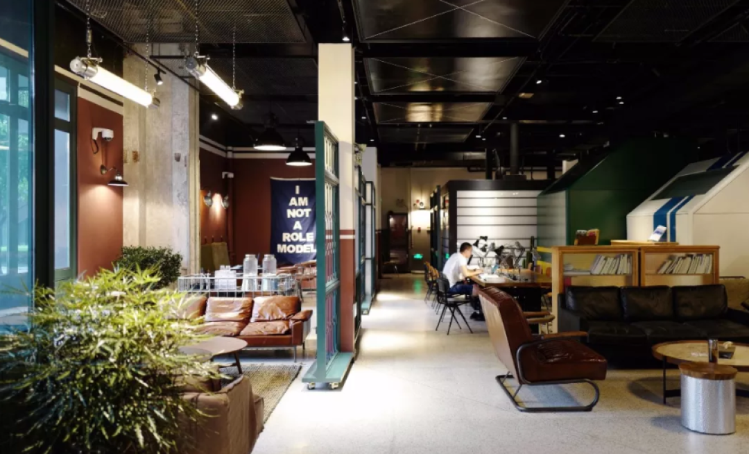 不像酒店的“破”酒店即将刷爆魔都,前身竟是造船厂!