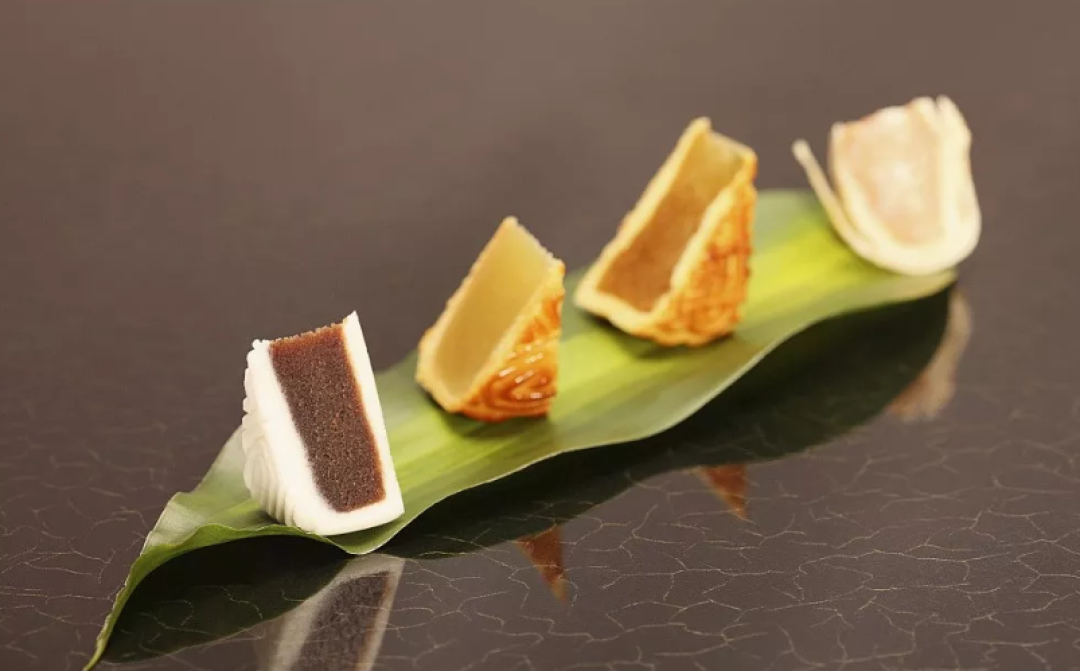 锋味出月饼了！怎样才能做到“每一口月饼都能吃到蛋黄”？