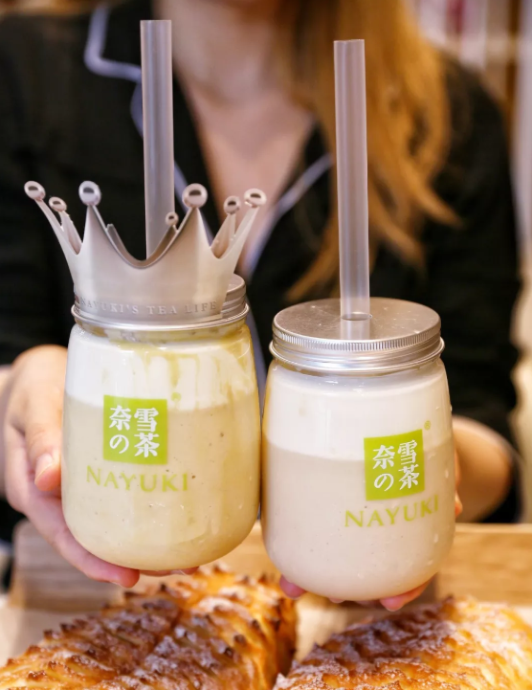 榴莲季来了!88元1杯的臭臭茶,还得抢着喝!