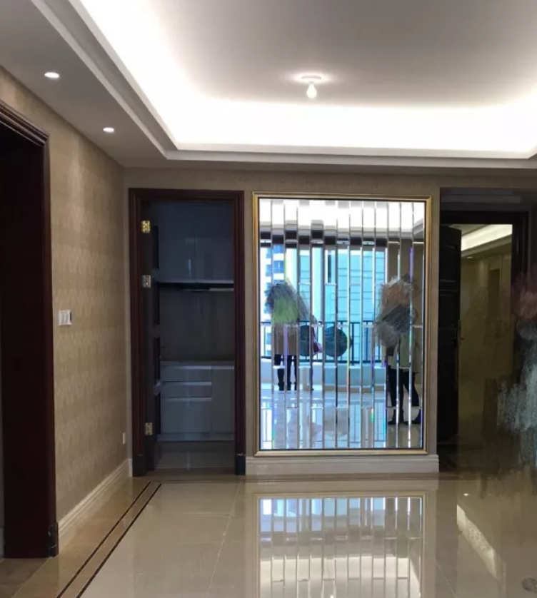 灰绿搭配大地色,把婚房打造成绿野仙踪
