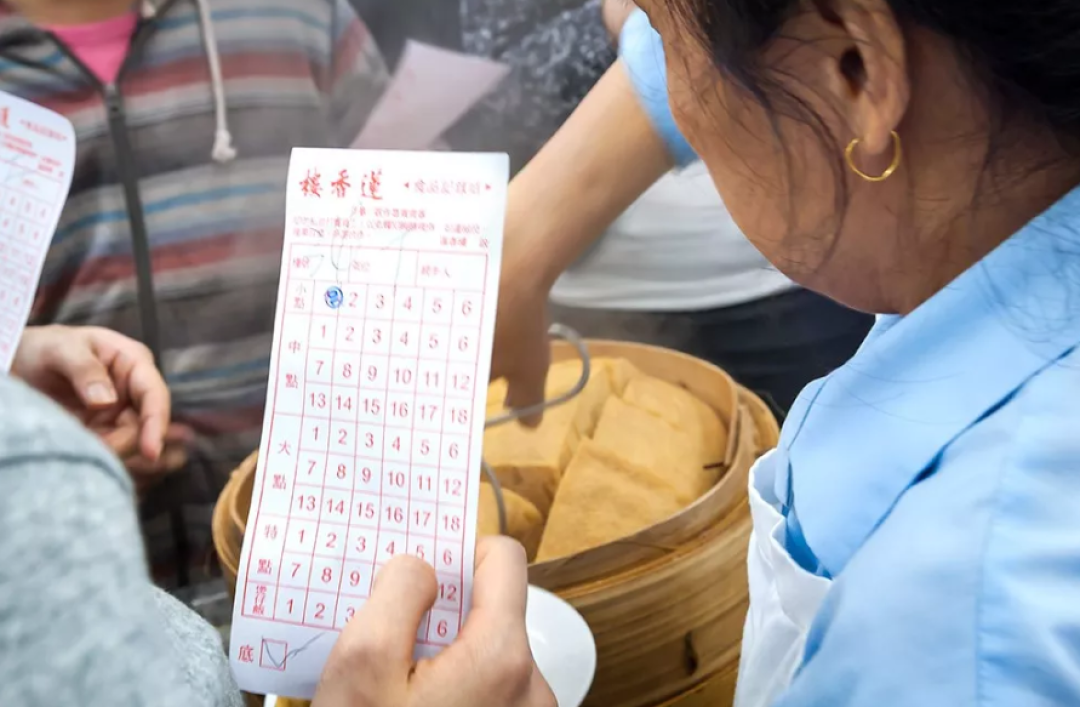 在香港要怎么吃,才能吃得像本地人一样地道?
