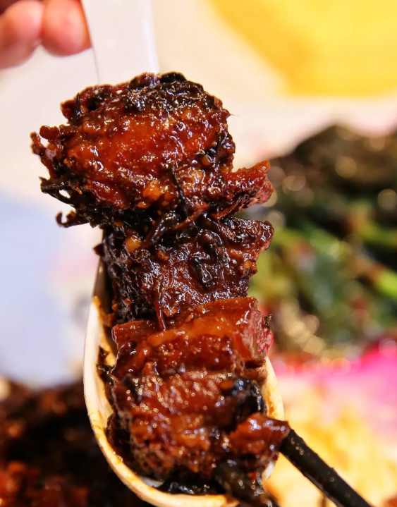 大望路新开自选食堂,均价3.98元,自选菜品称重结账像回到了大学食堂!