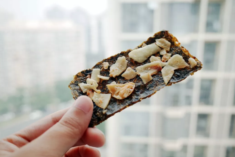 吃完这些「咔嚓」零食,我就去燃烧我的卡路里