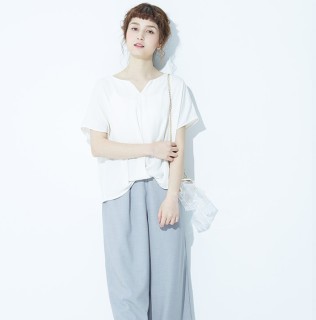 EARTH MUSIC&ECOLOGY 10182A60004 女士拼接宽松上衣