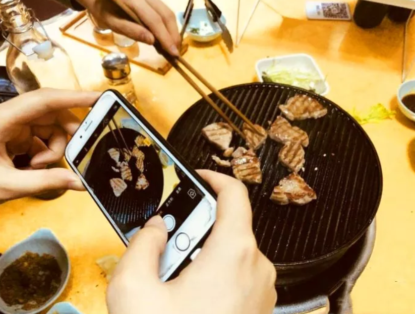扒一扒地铁10号线附近的美食!逛吃逛吃根本停不下来!