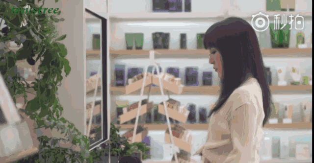 卖咖啡、做公益、还做黑科技?这个美妆品牌简直太会玩!