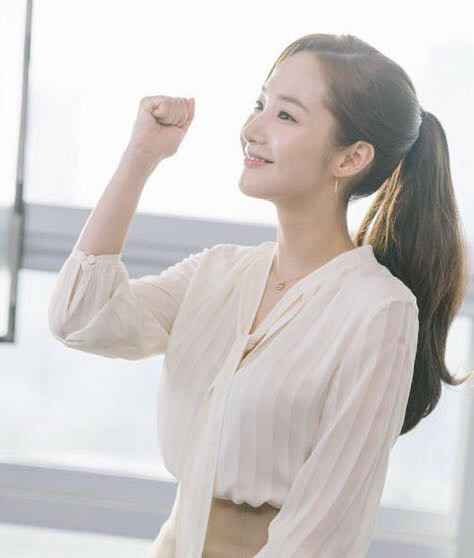 识衣间 VOL.86:史上最甜女秘书怎么穿?七夕特别篇——办公室恋情穿搭宝典