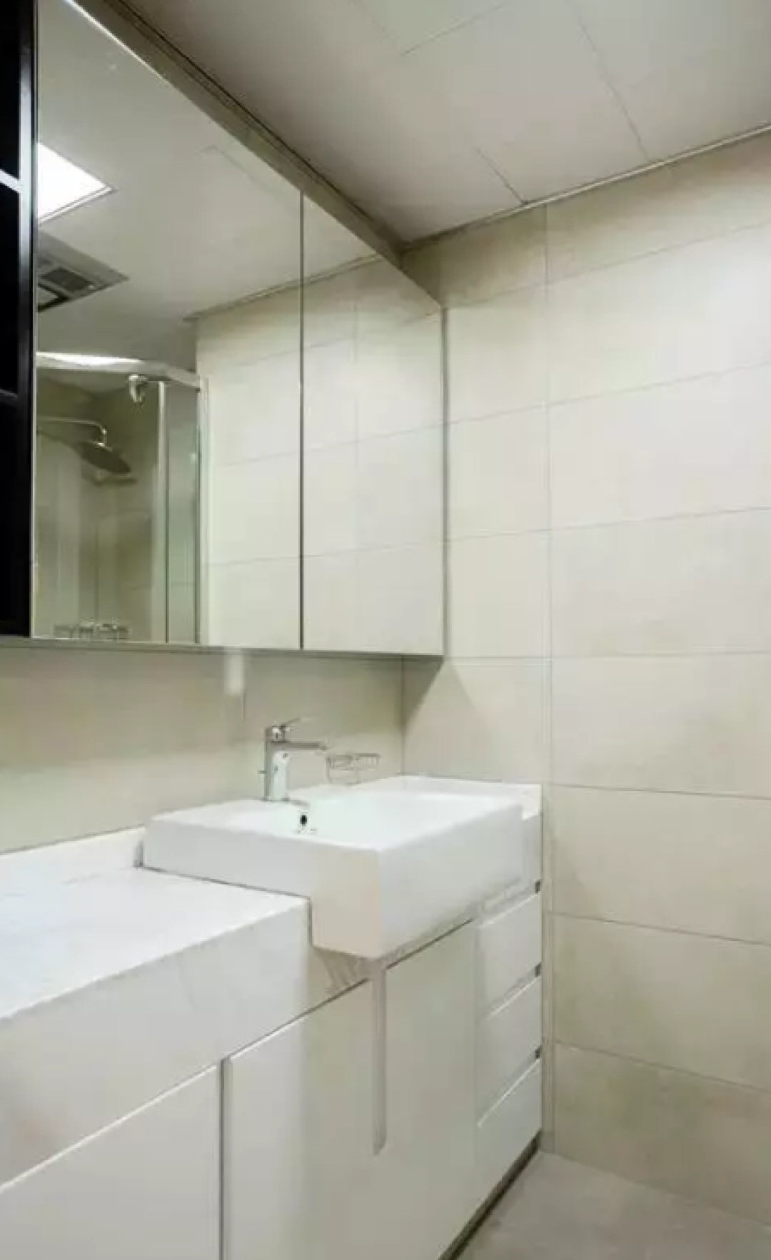 甜心空姐和高帅机长的家,北欧风115㎡复式loft,还有多功能健身房!