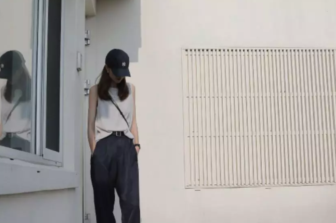 清新自然风,这两家小众港风服装店了解下!