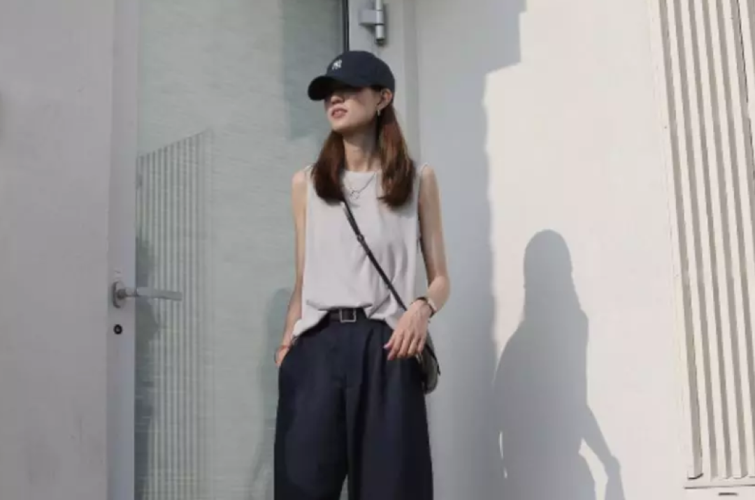 清新自然风,这两家小众港风服装店了解下!