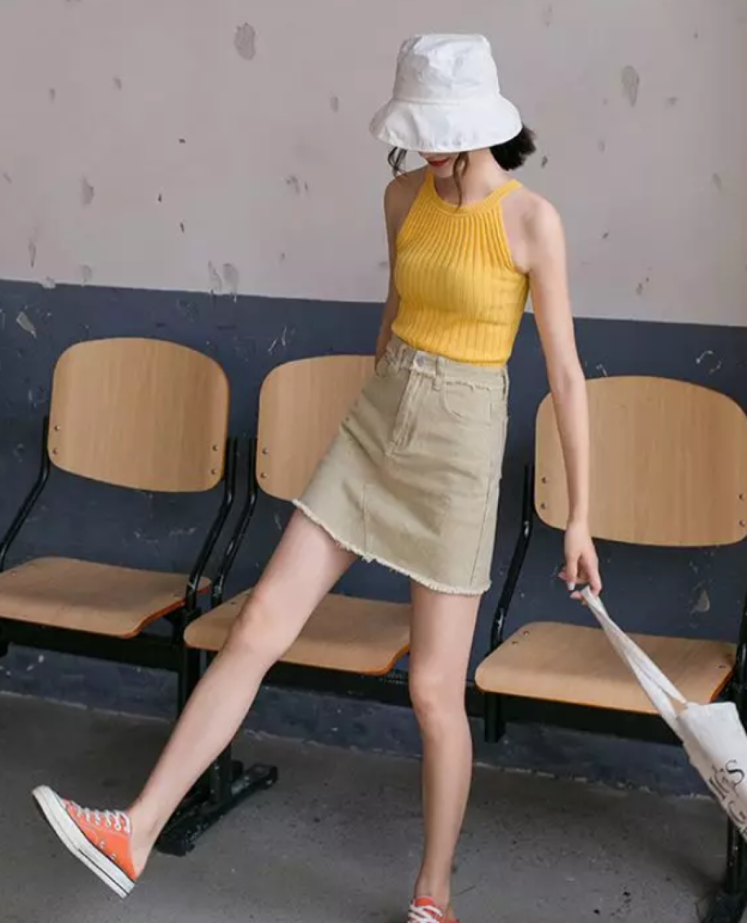 清新自然风,这两家小众港风服装店了解下!