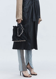 ALEXANDER WANG WEAVED SMALL ROXY BUCKET TOTE 女士编织水桶包