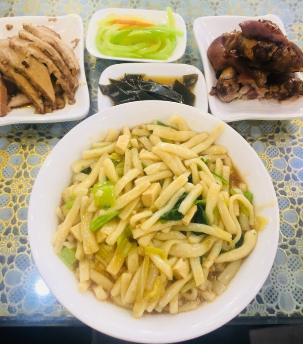 每日一景点:张掖七彩丹霞 — 上帝打翻的调色盘