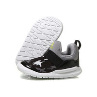 adidas 阿迪达斯 男童休闲鞋 (黑色、23码)