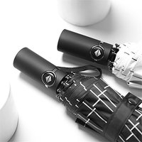 Yandex 自动三折晴雨伞 白色