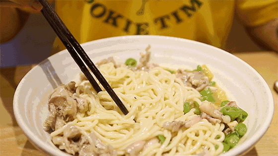 日销800份的网红牛蛙面来了!一口征服无数吃货!