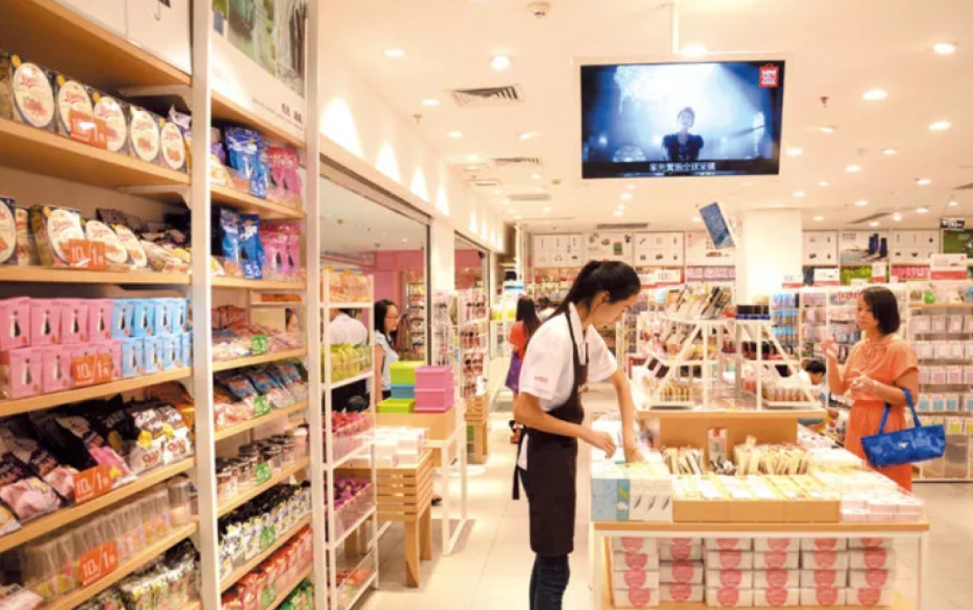 探店!看腻了性冷淡?我们找到一家少女心炸裂的店
