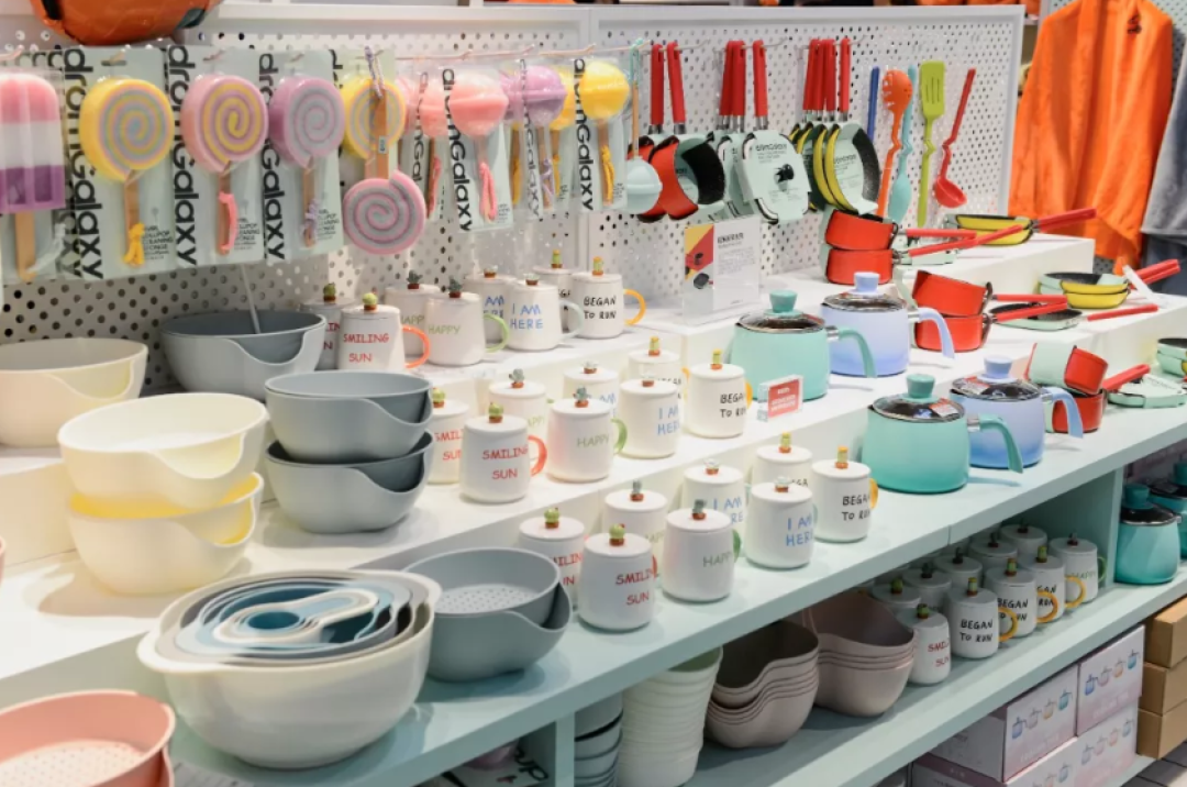 探店!看腻了性冷淡?我们找到一家少女心炸裂的店