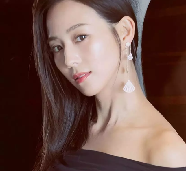 买不起卡地亚、宝格丽,这些小众首饰品牌满足你爱美的心!