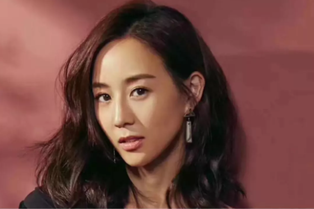 买不起卡地亚、宝格丽,这些小众首饰品牌满足你爱美的心!