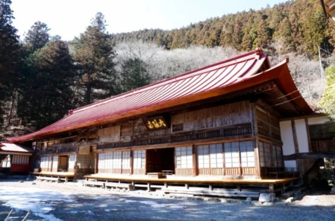 短暂告别现代生活的繁杂,去日本寺庙找回宁静!