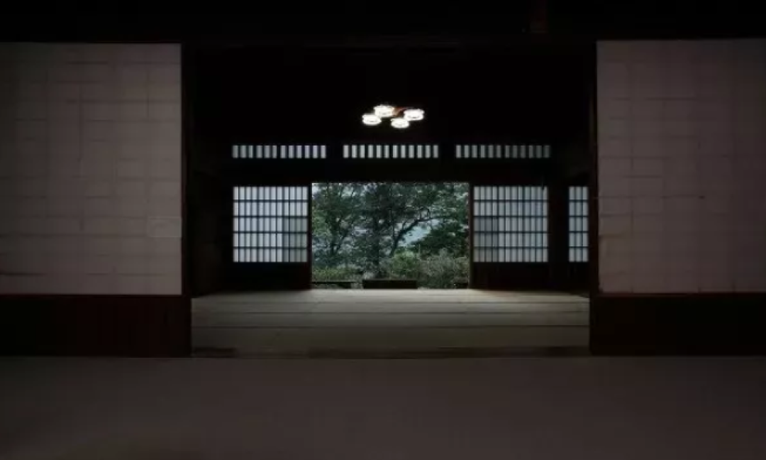 短暂告别现代生活的繁杂,去日本寺庙找回宁静!