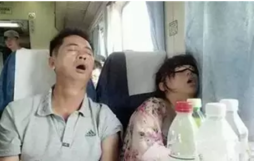 10 款超实用的旅行神器，最便宜的 3 块钱不到！十一出游全靠它们了！