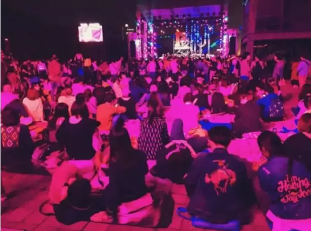 如何在中秋/十一小长假优雅地避开人山人海,在上海本地放松肆意地撒把野?
