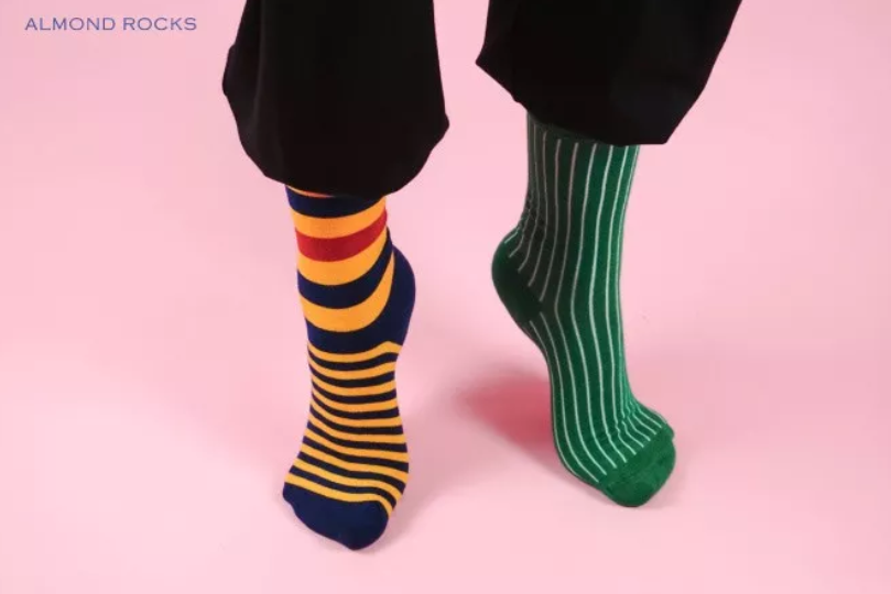 这些设计独特的袜子，满足你的“潮”搭配！
