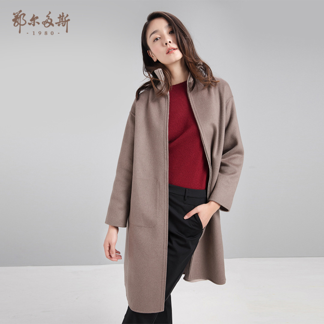 超模刘雯携手十年,你不知道的“鄂尔多斯”