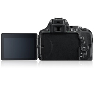 Nikon 尼康 D5600 数码单反相机