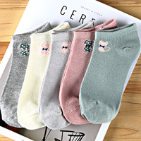 SNOWFLYING雪中飞袜子女短袜防脱运动船袜薄款女棉袜低帮运动袜 女蝴蝶结猫印花5双船袜 均码
