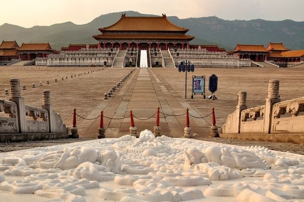 百老汇大厦/雷迪森庄园/广香街主题民宿1晚+明清宫苑+梦幻谷套餐