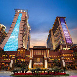 澳门喜来登金沙城中心大酒店1晚+影汇8字摩天轮门票2张