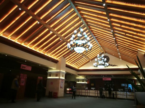 上海超大型室内外温泉 汤连得温泉馆3店通票