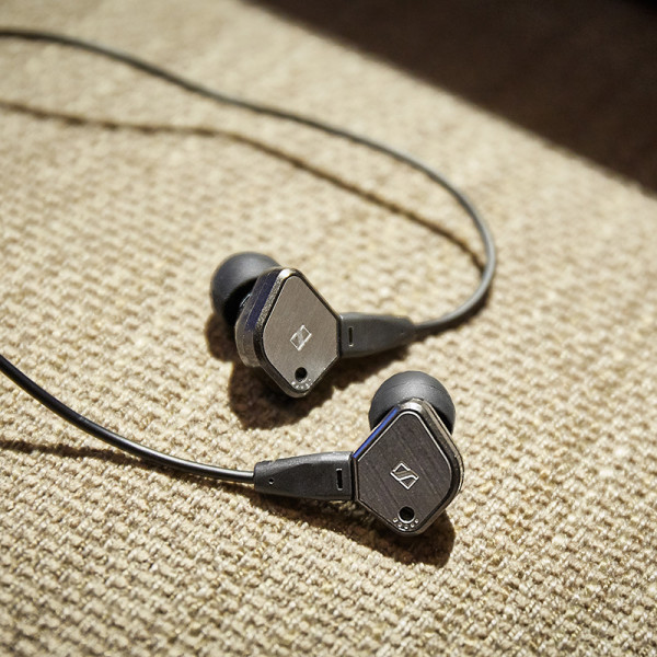 商品sennheiser 森海塞尔 ie80 耳机 (入耳式,黑色)