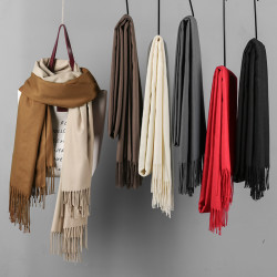 ins少女围巾女秋冬季披肩纯色韩版百搭学生保