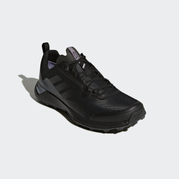 一双越冬鞋:Adidas 阿迪达斯TERREX CMTK GTX 户外鞋