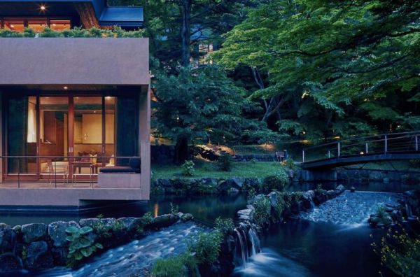 全程顶级酒店,隐居山林之间私享绝密空间!北京/上海-日本东京椿山庄+富士虹夕诺雅5天4晚自由行