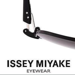 ISSEY MIYAKE/三宅一生